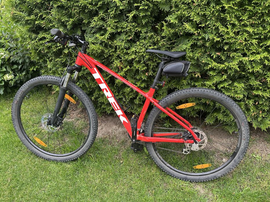Trek Marlin 5 Gen 2 Radioactive Red - Wielkość ramy: M  Koła 29 cali