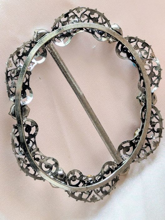 Ozdobna klamra c. 1918 r.