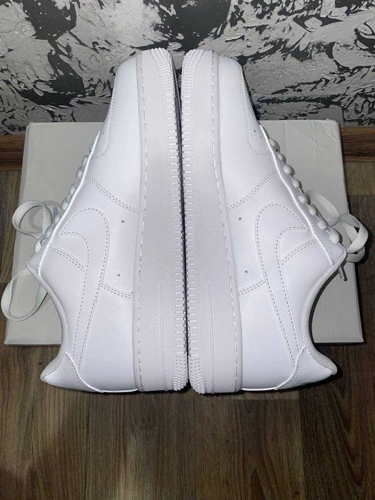 Nike Air Force 1 White