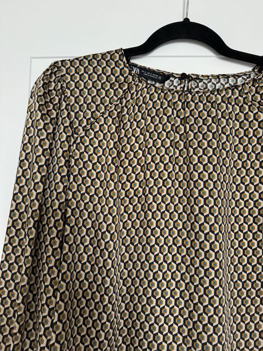 Блуза Zara нова атласна, р S