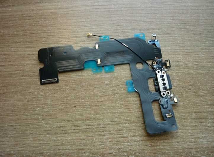 Шлейф для iPhone 7 Plus, с разъемом зарядки, с коннектором наушников,