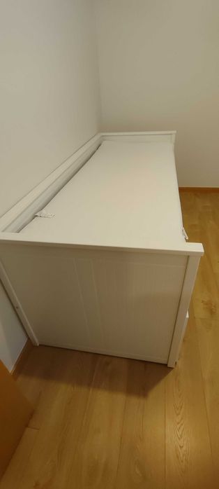 Cama de abertura dupla