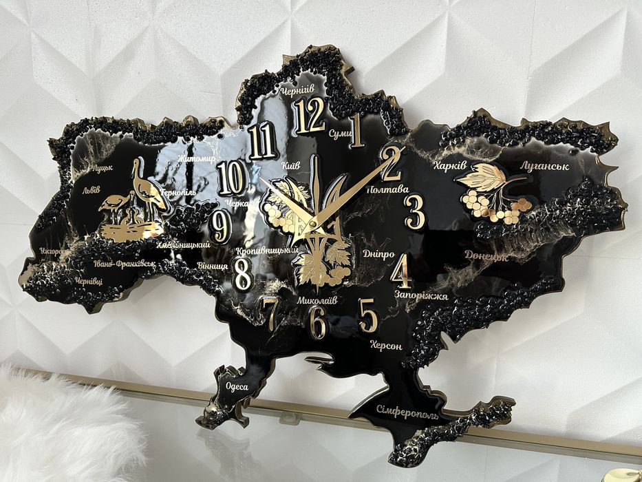 Годинник мапа України, настенные часы карта Украина из эпоксидной смол