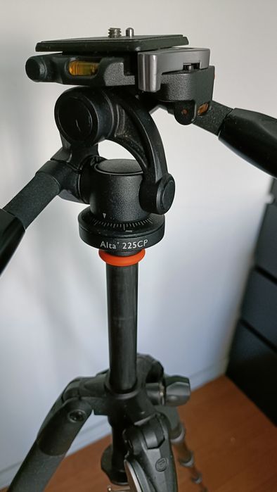 Vanguard Alta 225 CP Tripod64286573405186122