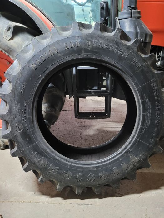 Opony Firestone 14.9 r34