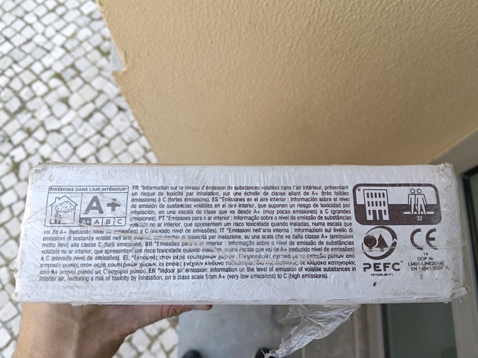 Pavimento Flutuante Laminado Artens AC4 8mm Carvalho Branco (~20,8 m²