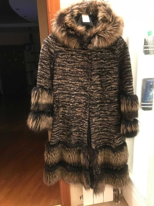 Шубы норковые и каракулевая б/у