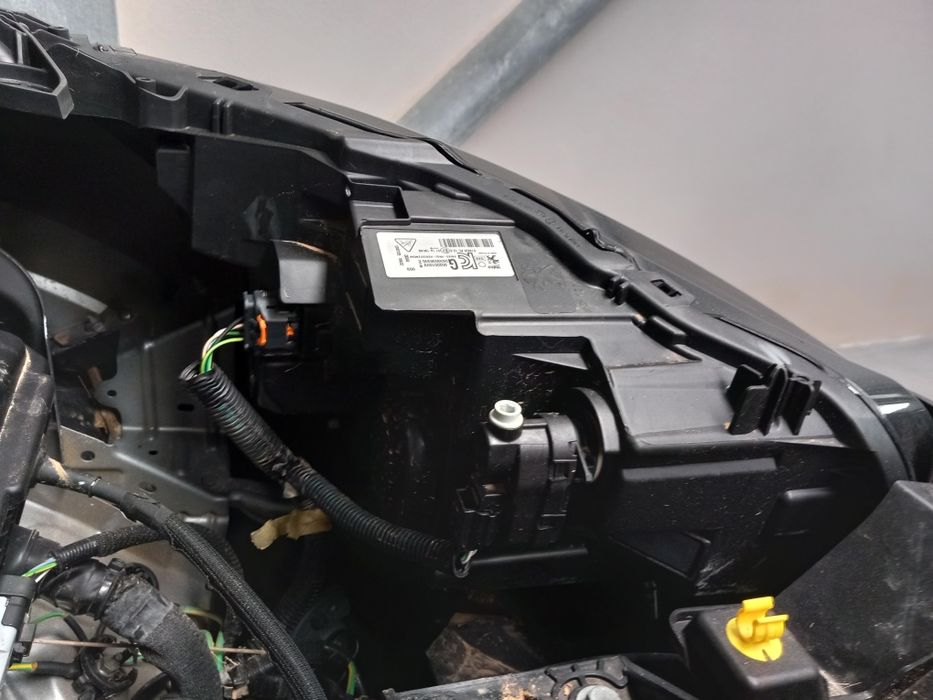Peugeot 2008 1.2  ano 2023