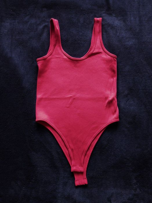 Продам 3 боді за 400 гривень.