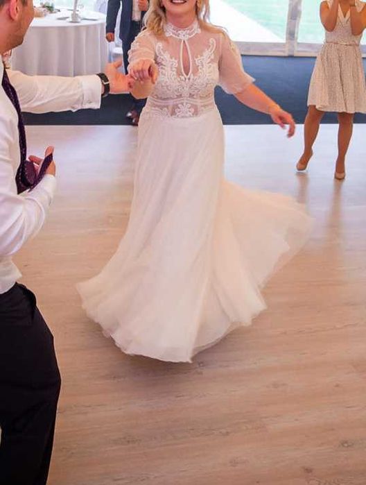 Suknia ślubna boho/rustykalna Ecru