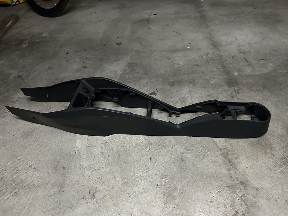 Consola central seat ibiza 6j