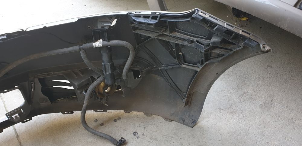 Бампер передний VW Golf Plus 2009-13 г.в