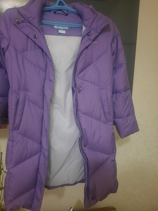 Пуховик для дівчинки в гарному стані