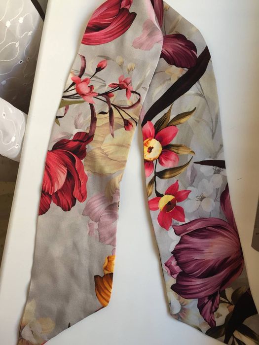 Шарф-лента,платок шейный.