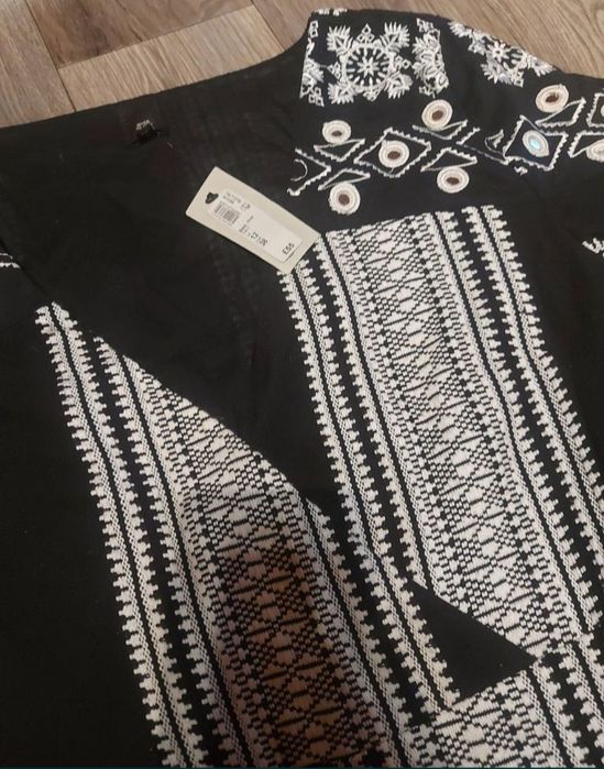 Вишите плаття River Island оригінал