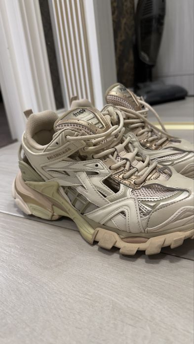 Кроссовки Balenciaga Track 2 Beige