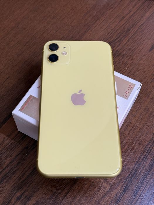 iPhone 11, 64GB!