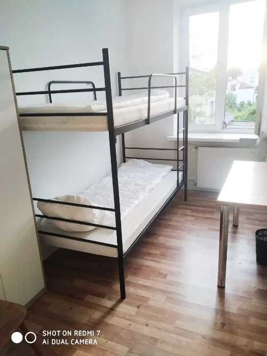 ХОСТЕЛ район WLOCHY (Lopuszanska) hostel. 2-4 местные. 800 мес/250 нед