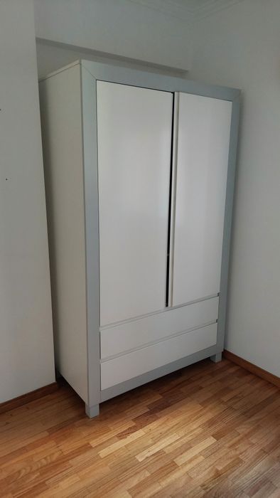 Roupeiro quarto de criança