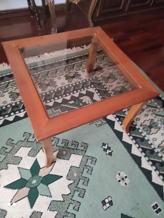 Vendo mesinha quadrada 59 cm