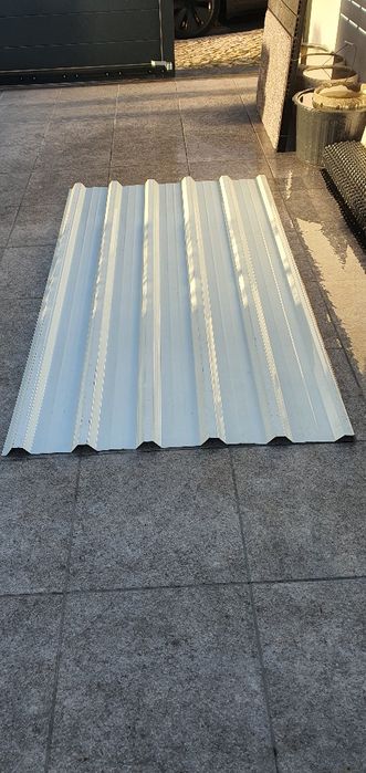 Chapas novas de vedação ou cobertura