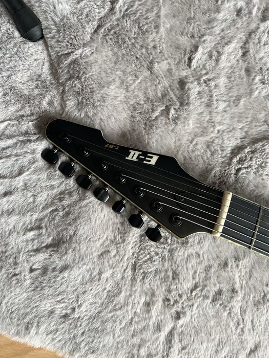 Guitarra ESP E-II T-B7