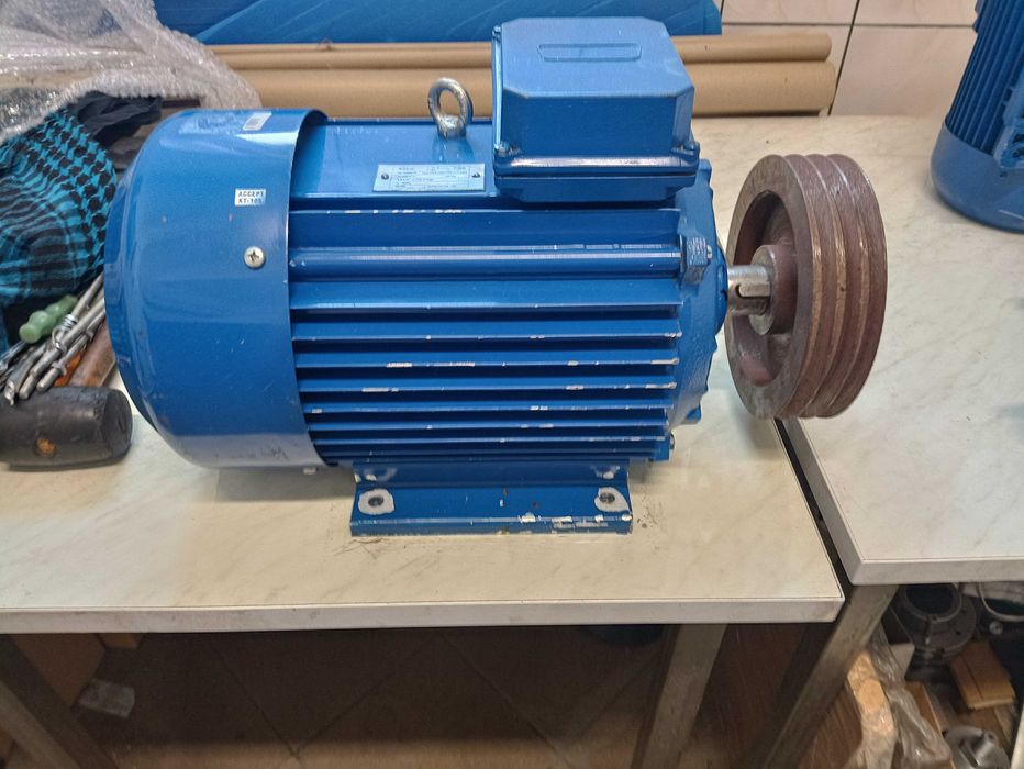 Wolnoobrotowy generator do elektrowni wiatrowej