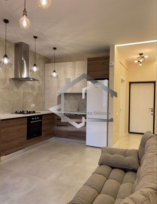 Срочно сдам квартиру в ЖК "Граф", ул. Азарова 8. Центр города