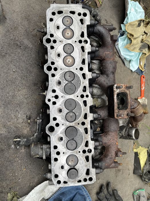 Volvo740/760/940 głowica 2.4 td kompletna z kolektorami Kup taniej