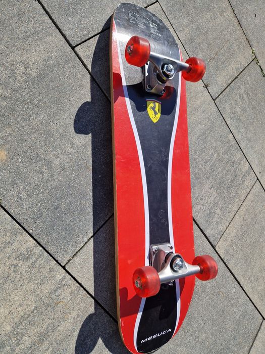Deskorolka Ferrari Mesuca