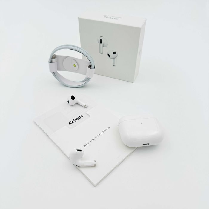 Apple AirPods 3 Airoha 2026 • Бездротові навушники • Чехол у комплекті