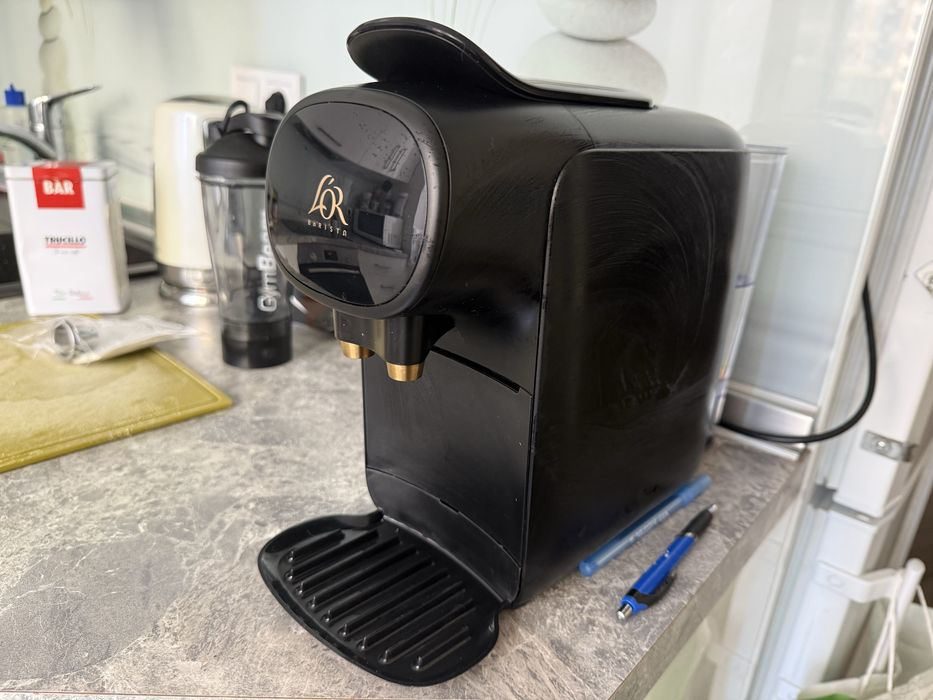 Капсульная кофемашина Philips L’OR Barista Sublime LM9012/60
