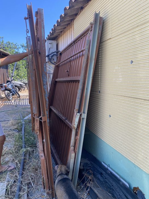 Porta de garagem 2,30 x 2,15