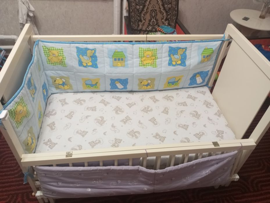 продам детскую кроватку