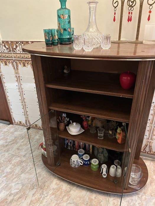 Móvel de TV em bom estado