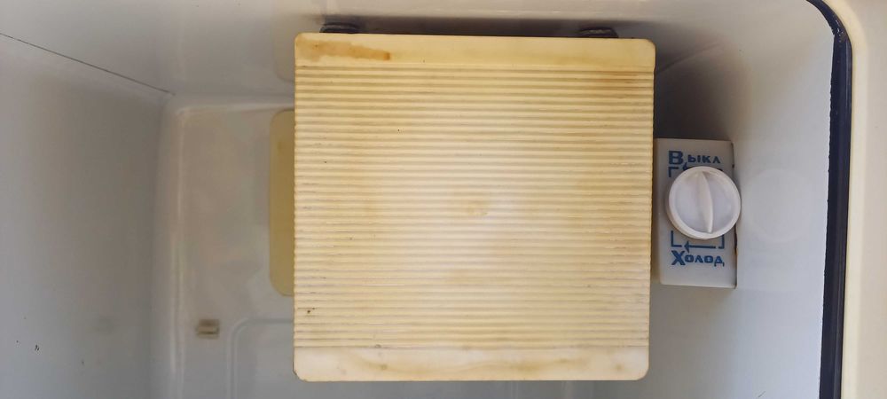 Lodówka Capatob produkcji radzieckiej