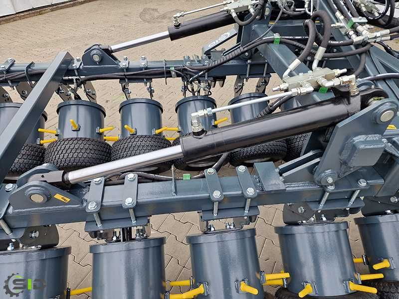 Chwastownik oponowy, pielnik oponowy 6,0 m [CO2] SID RATY 0%