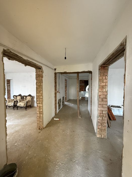 Продаж Будинку в с Банилів Вижницьк. р-н ( МОЖНА ПІД ДЕРЖ ПРОГРАМИ)