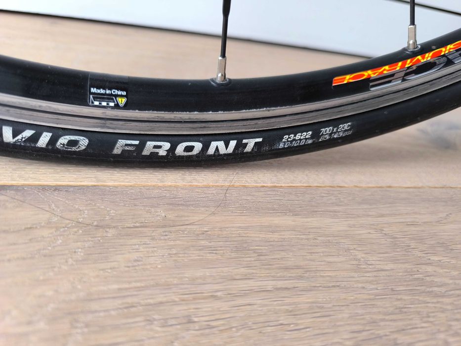 Rower szosowy schwinn carbon