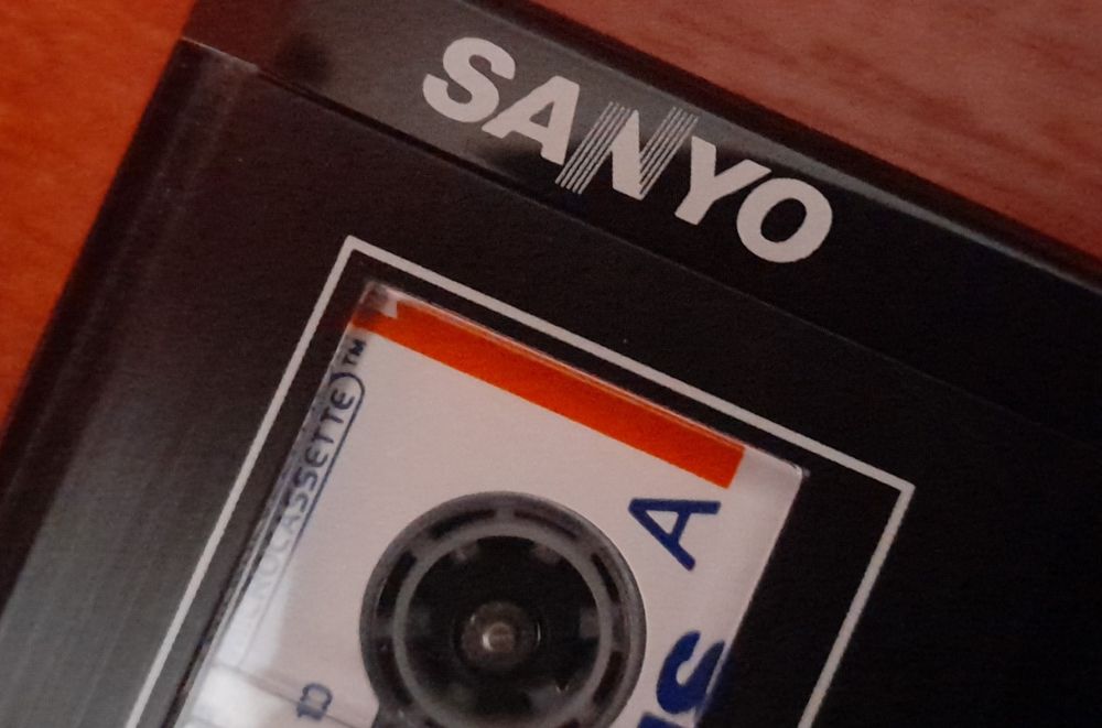 Диктофон   SANYO