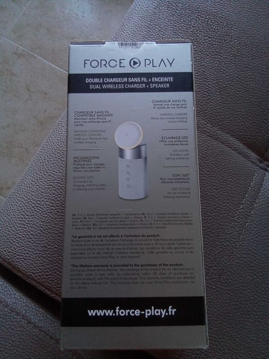 Carregar sem fios duplo mais coluna, nunca usado, embalagem selada.