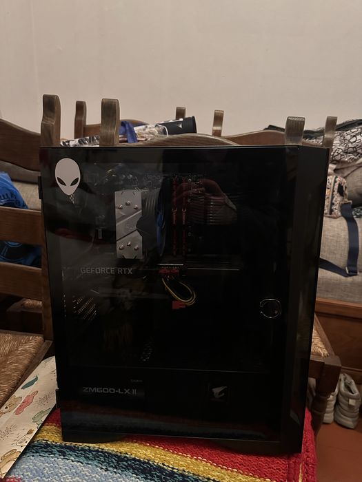 Компютер в середьньому стані