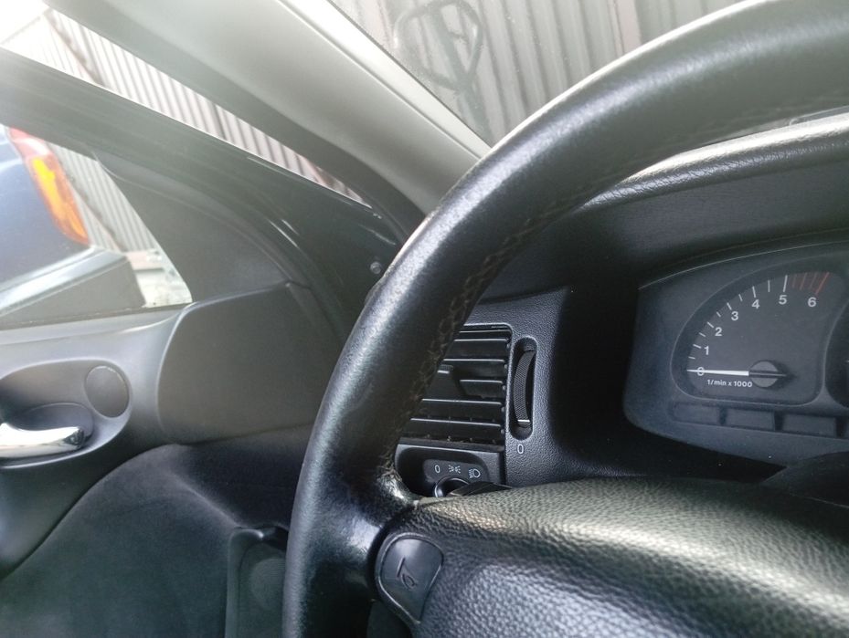 Opel vectra 2.2 tdi