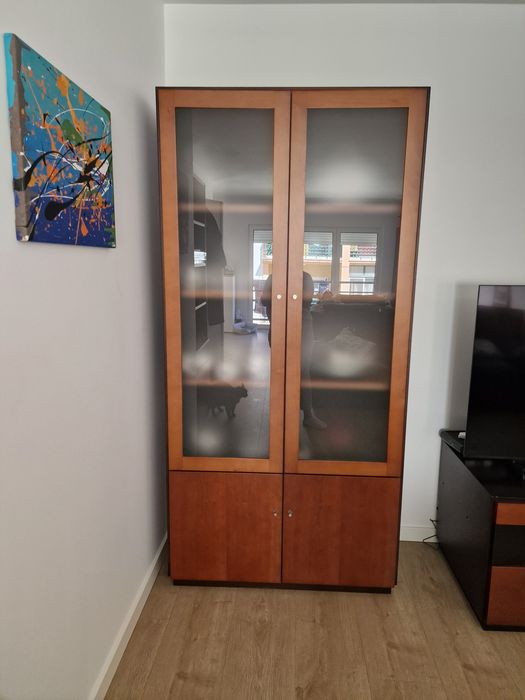 Móvel sala cristaleira e televisão