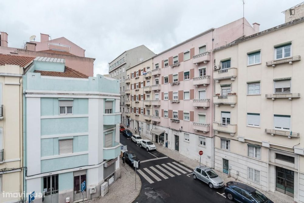 Quarto - localizado em Alameda Lisbon