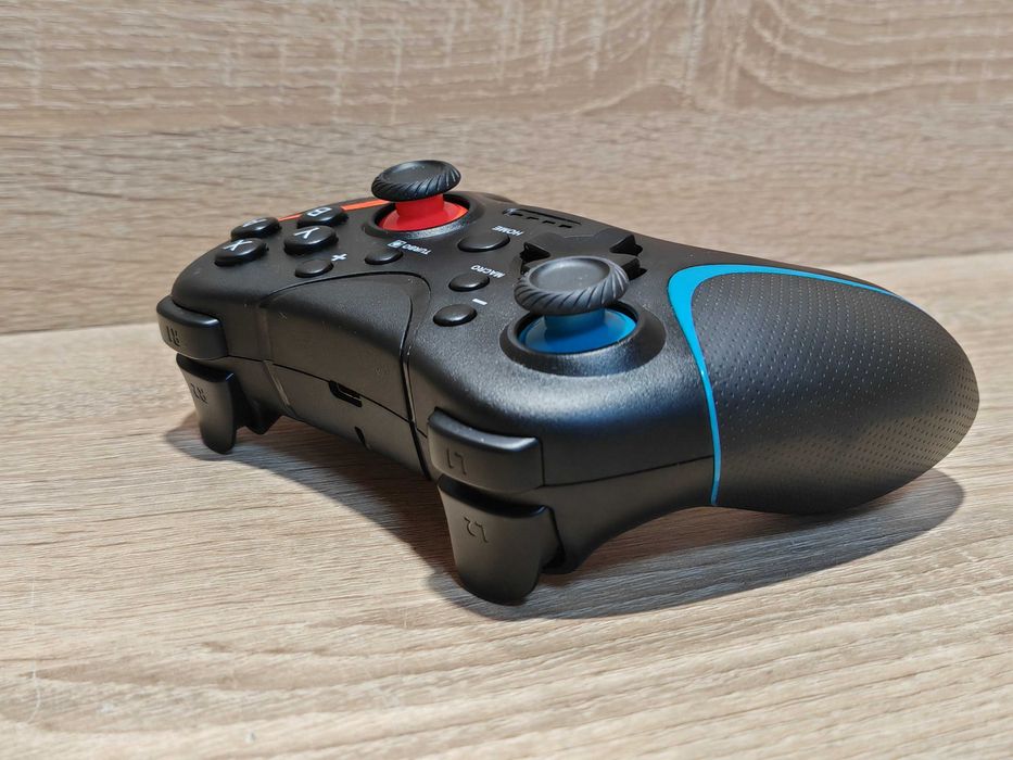 Kontroler Battletron do konsoli Nintendo Switch Czarny