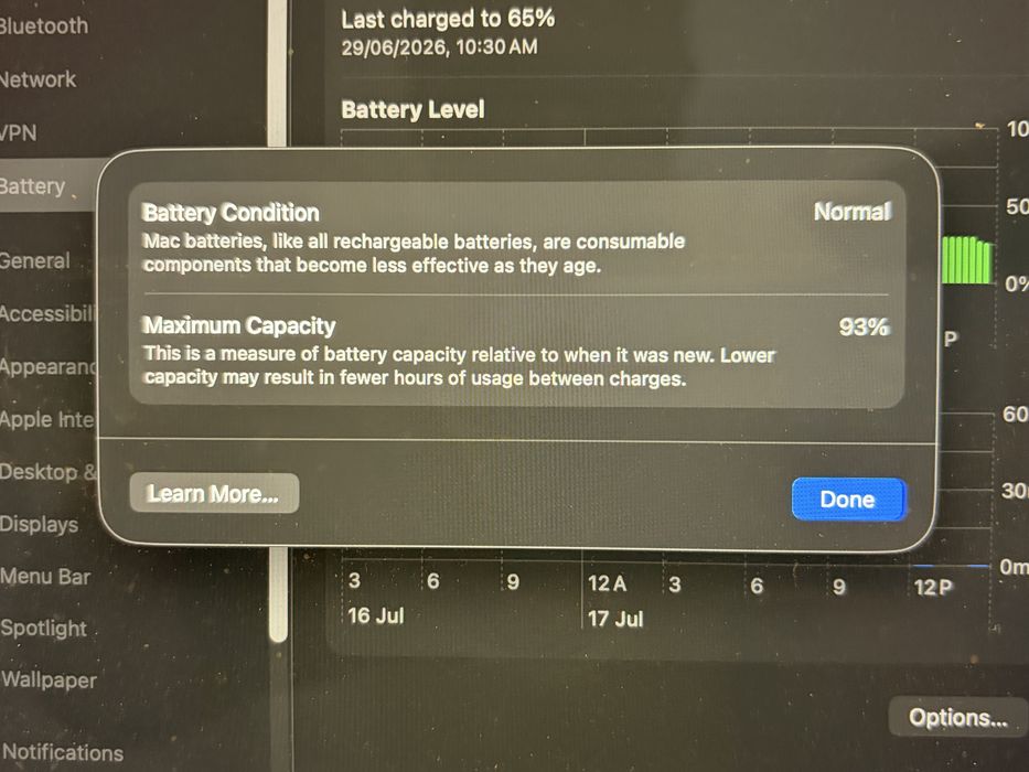 Apple Macbook Pro (M3 Pro) 14’’, 18GB Ram, 1T SSD, com Apple Car plus valido até Dezembro de 2026.