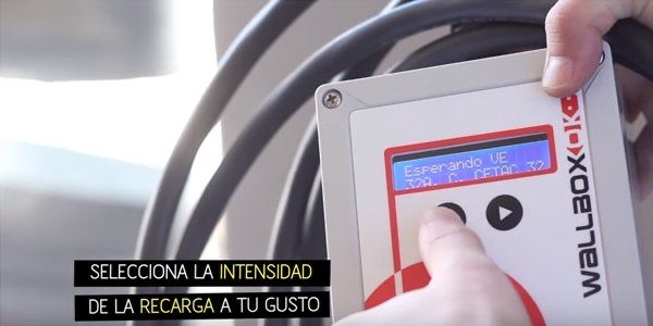 Carregador Wallbox OK portátil regulável até 32A monofásico trifásico