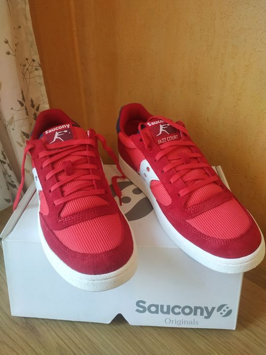 продам  кросівки saucony