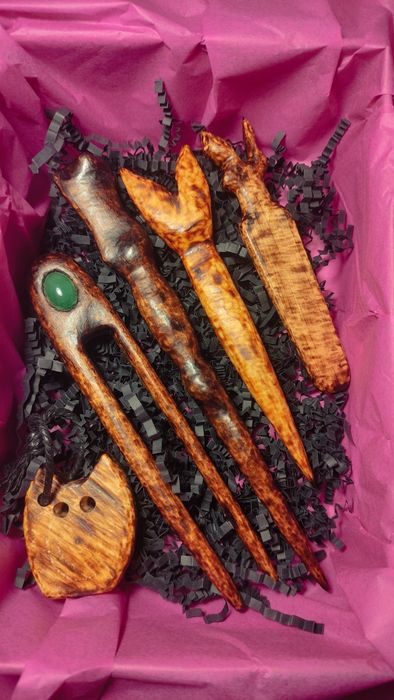 Дерев'яні шпильки, заколки,  закладка для книг, брелок котик, ручна ро